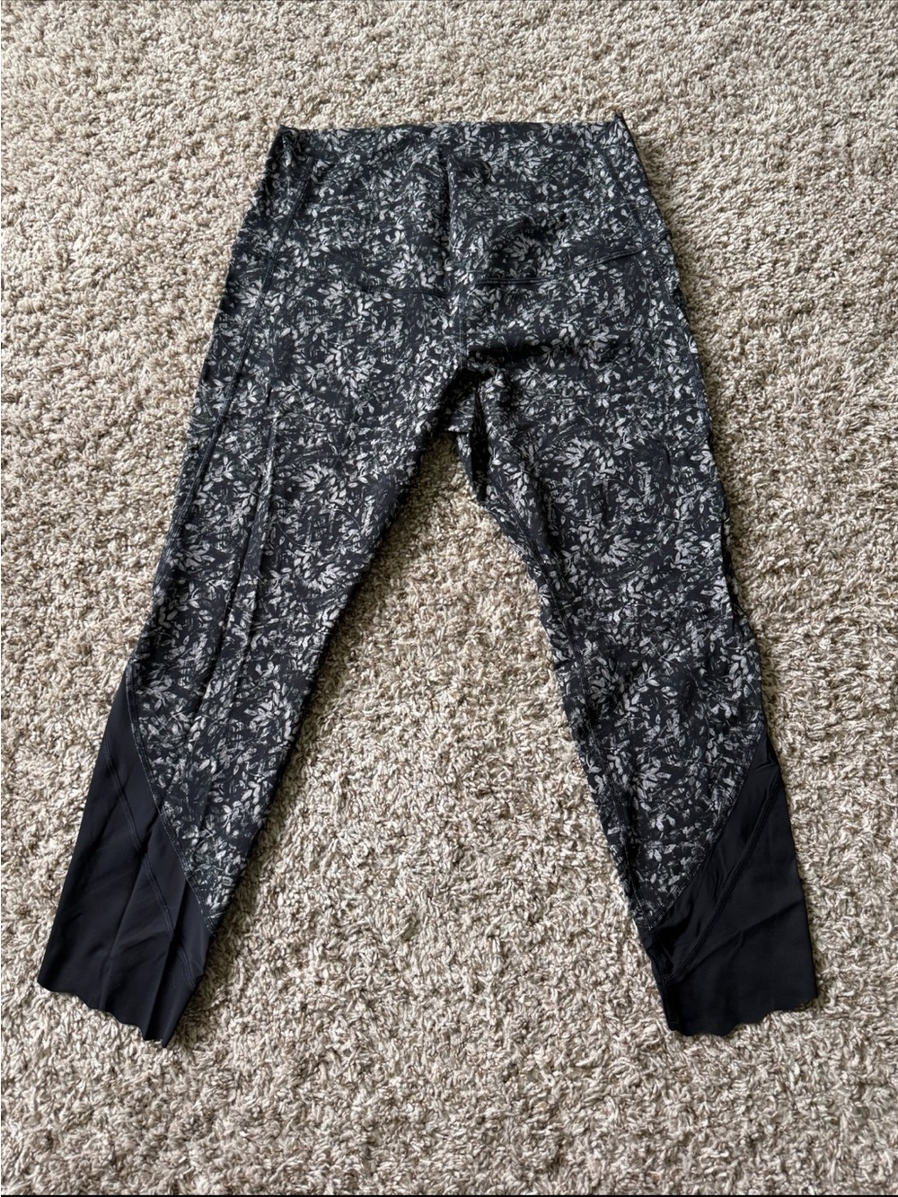 lululemon athletica Black & Gray Printed Leggings